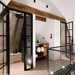 Wasserturm Hotel 4*