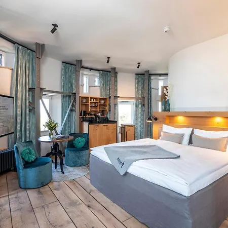 Wasserturm Hotel 4*